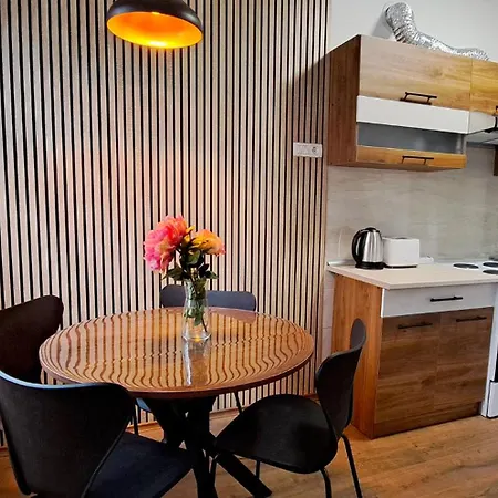 Lovely Apartment Near City Centre Skopje Exterior photo