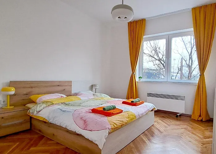 Lovely Apartment Near City Centre