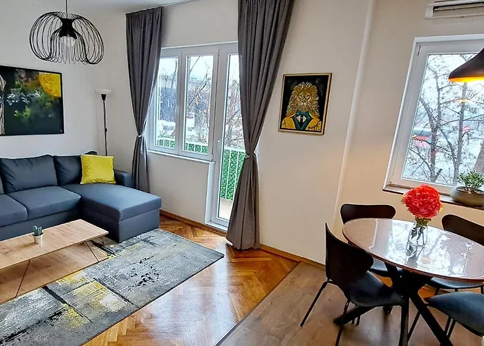 Lovely Apartment Near City Centre